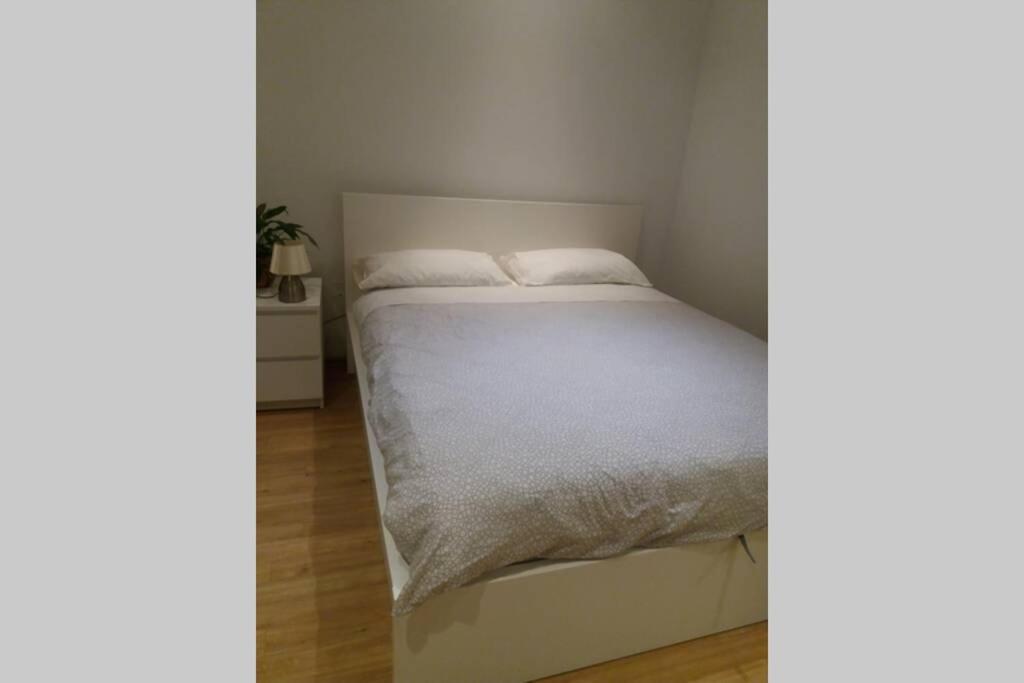 Entire Guest Suite Saint Julian's Екстериор снимка